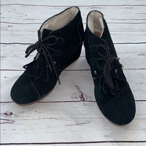 Toms Black Kiltie Fringe Wedge Booties